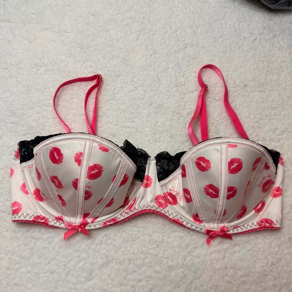 Victoria's Secret Sexy Little Things Bra 36C White Pink Lips